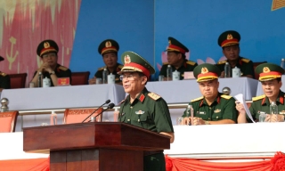 Kiểm tra, động viên các lực lượng luyện tập diễu binh, diễu hành